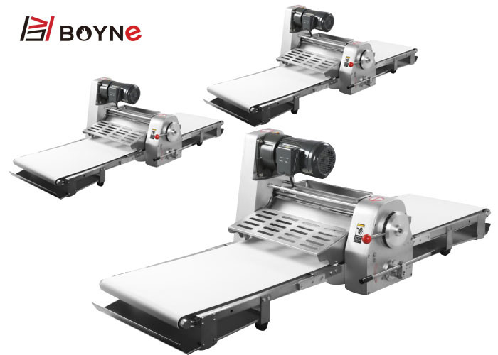 35mm Roller Bread Dough Sheeter Commercial Spraying Plate Pizza Dough Press